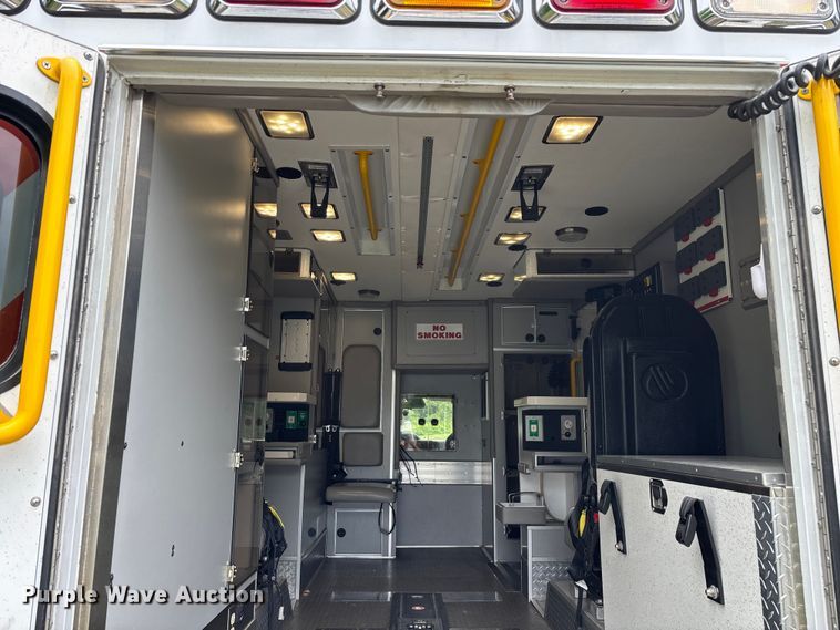 image for item FG0397 2012 Ford Econoline ambulance