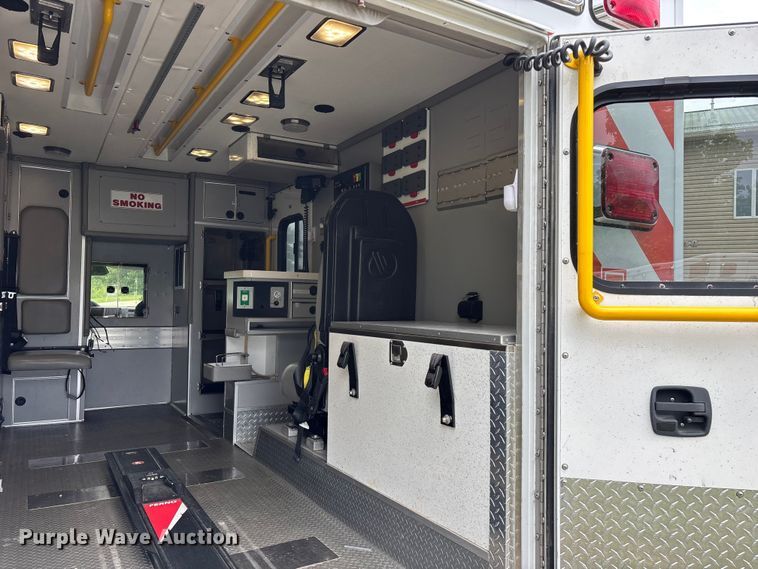image for item FG0397 2012 Ford Econoline ambulance