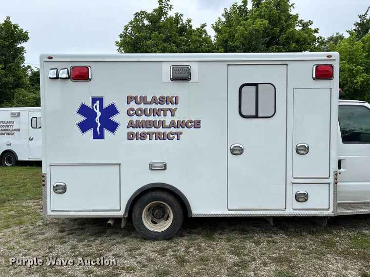 image for item FG0398 2012 Ford Econoline ambulance