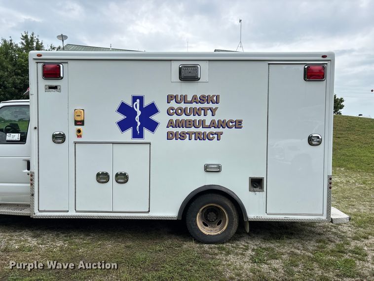 image for item FG0398 2012 Ford Econoline ambulance