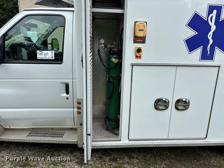 image for item FG0398 2012 Ford Econoline ambulance
