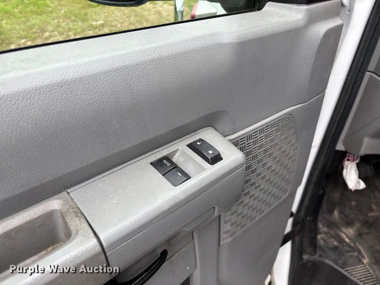 image for item FG0398 2012 Ford Econoline ambulance