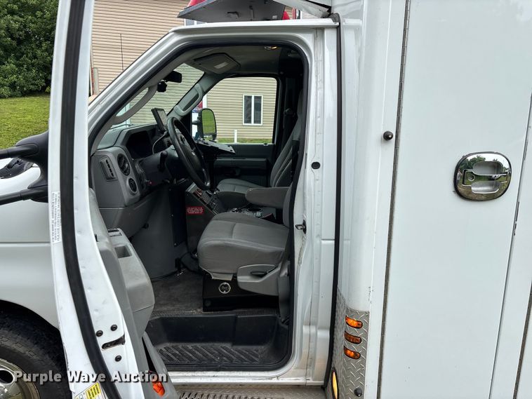 image for item FG0398 2012 Ford Econoline ambulance