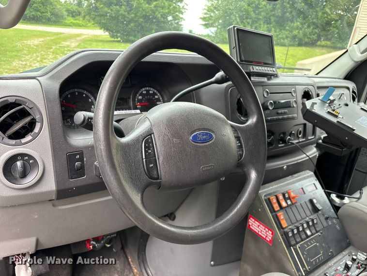 image for item FG0398 2012 Ford Econoline ambulance