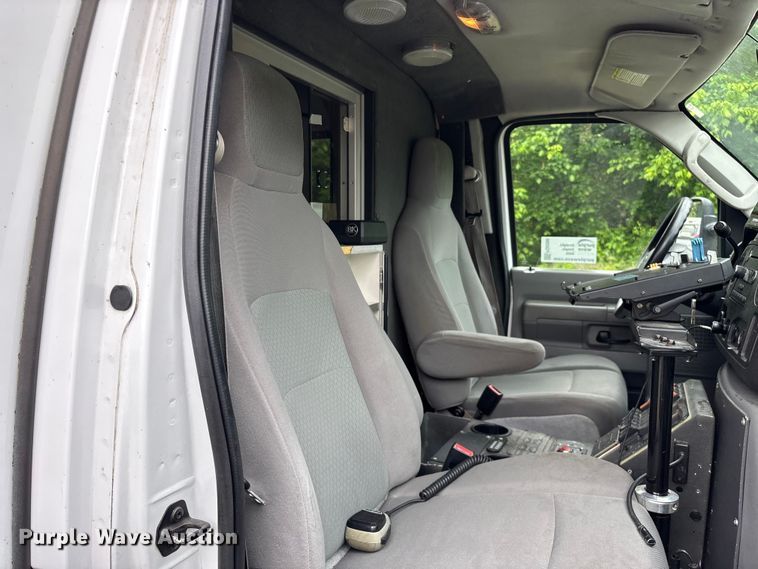 image for item FG0398 2012 Ford Econoline ambulance