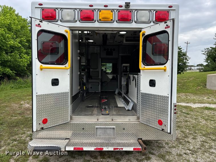 image for item FG0398 2012 Ford Econoline ambulance