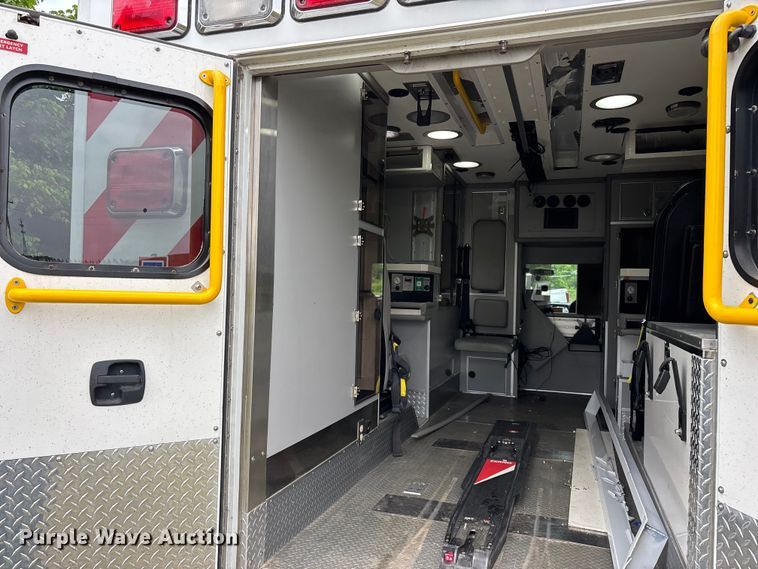 image for item FG0398 2012 Ford Econoline ambulance