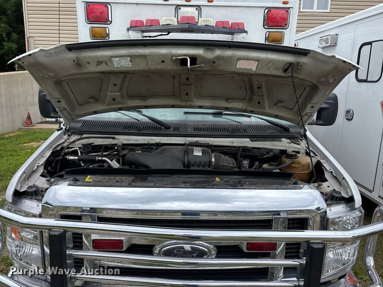 image for item FG0398 2012 Ford Econoline ambulance