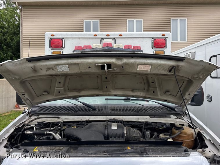 image for item FG0398 2012 Ford Econoline ambulance