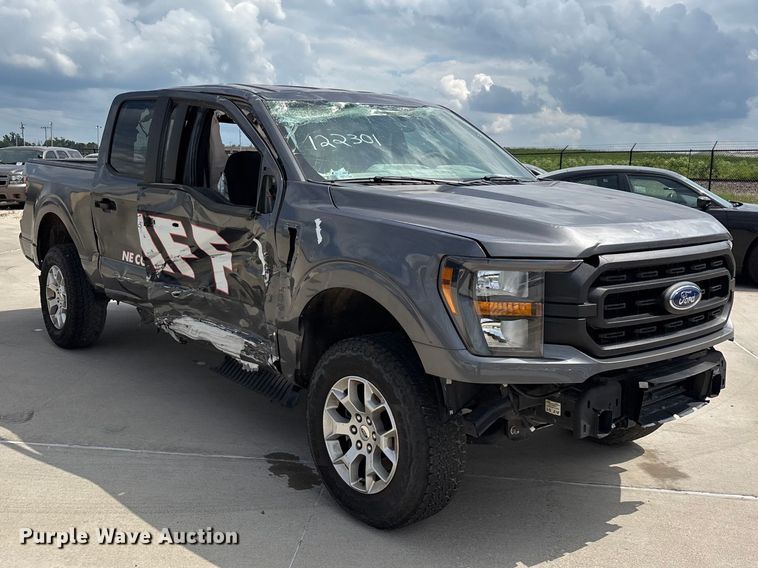 image for item FG0443 2023 Ford F150 Police Responder Crew Cab pickup truck