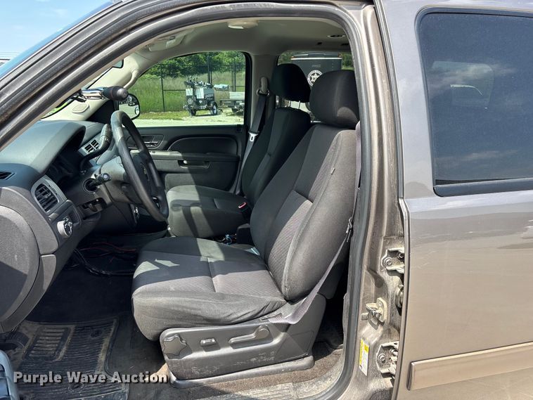 image for item FG0450 2013 Chevrolet Tahoe Police SUV