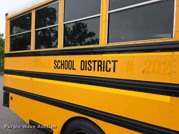 image for item FH6065 2015 IC BE school bus