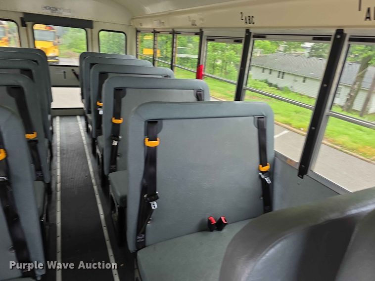 image for item FH6065 2015 IC BE school bus