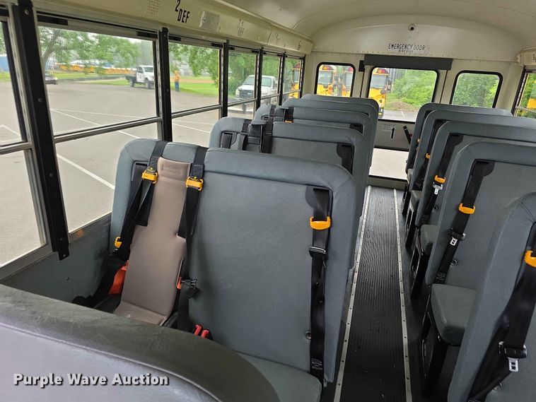image for item FH6065 2015 IC BE school bus
