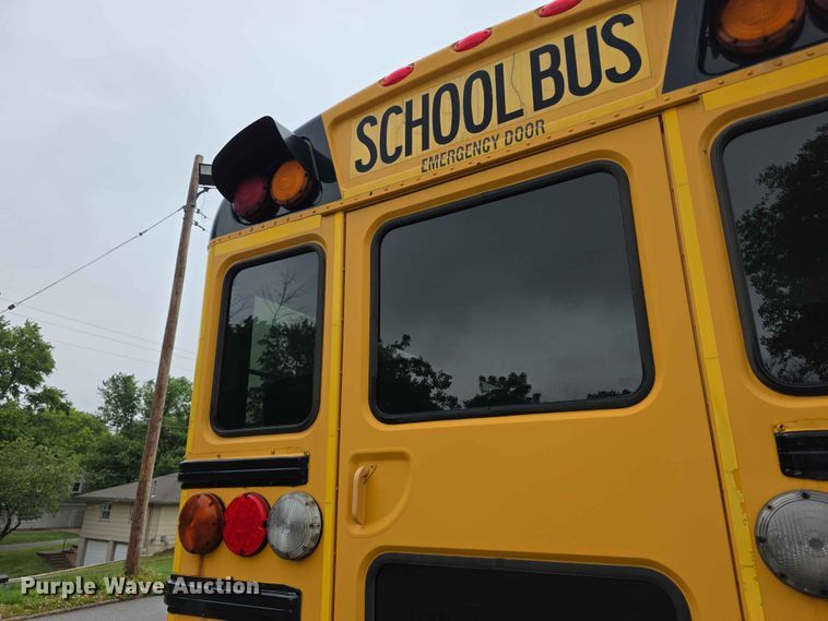 image for item FH6066 2015 IC BE school bus