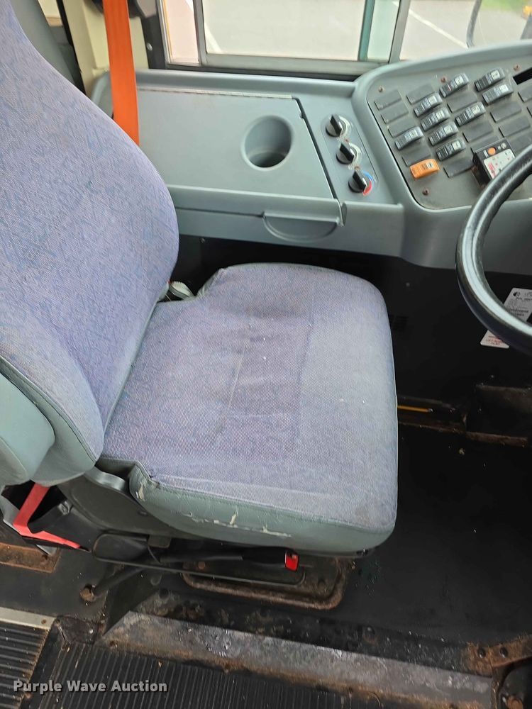 image for item FH6066 2015 IC BE school bus