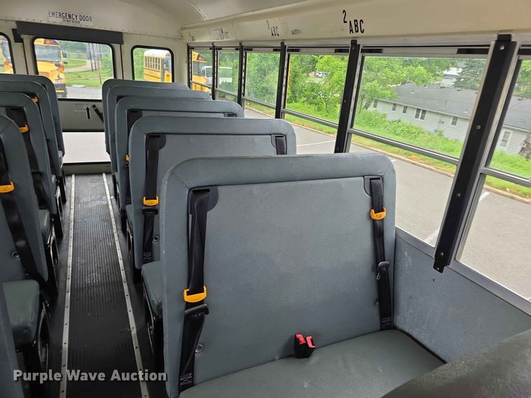 image for item FH6066 2015 IC BE school bus