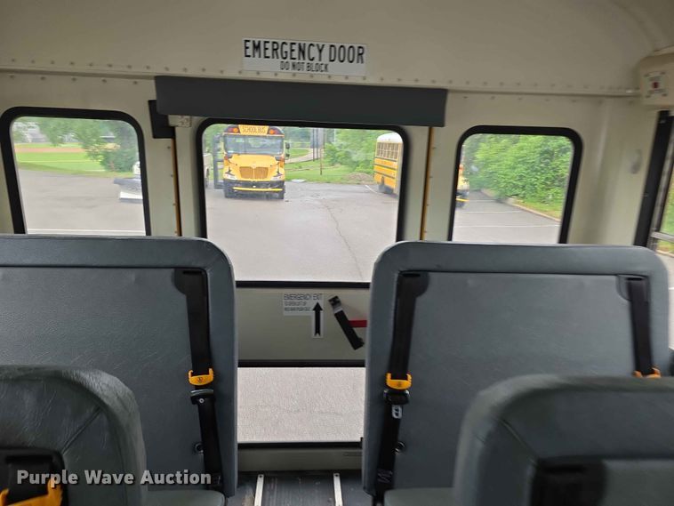 image for item FH6066 2015 IC BE school bus