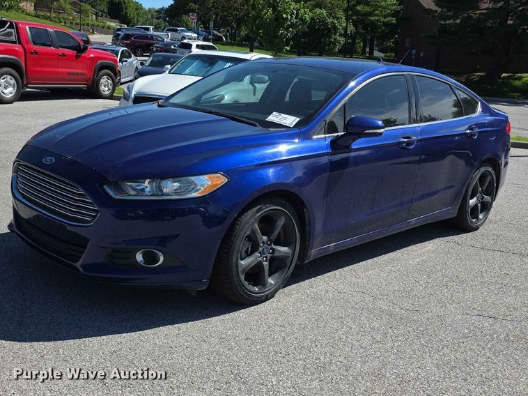 image for item FH6070 2015 Ford Fusion SE 