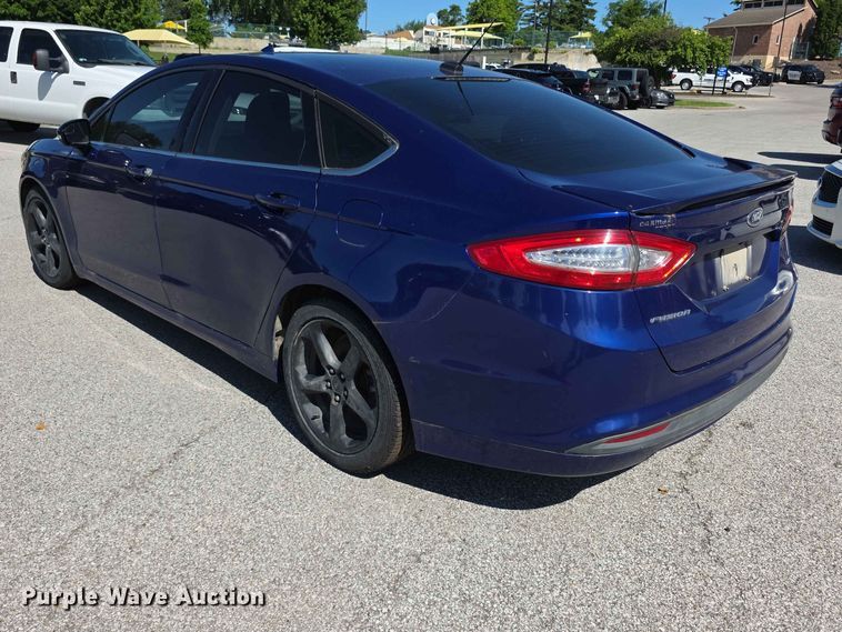 image for item FH6070 2015 Ford Fusion SE 