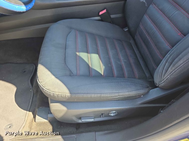 image for item FH6070 2015 Ford Fusion SE 
