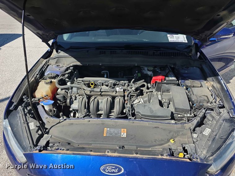 image for item FH6070 2015 Ford Fusion SE 