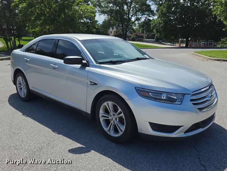 image for item FH6071 2017 Ford Taurus 