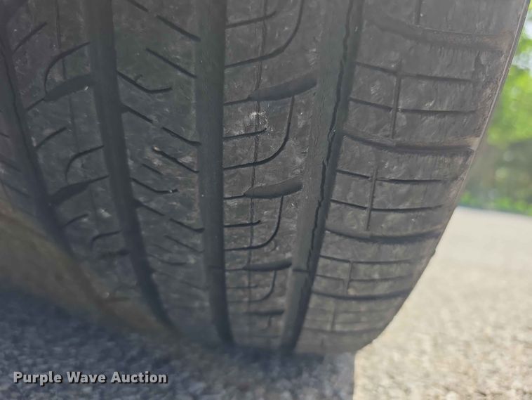image for item FH6071 2017 Ford Taurus 