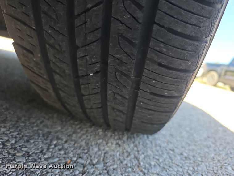 image for item FH6071 2017 Ford Taurus 