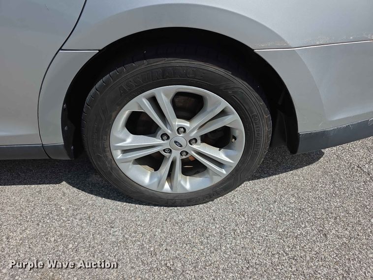 image for item FH6071 2017 Ford Taurus 