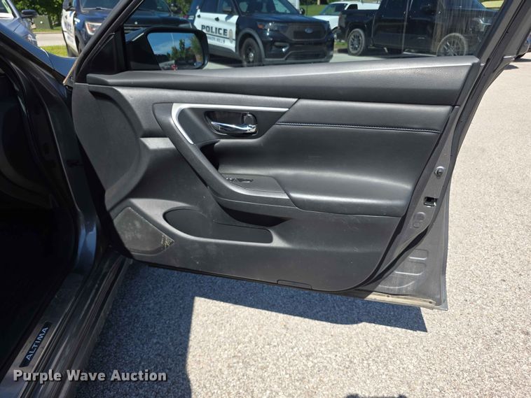 image for item FH6081 2016 Nissan Altima 