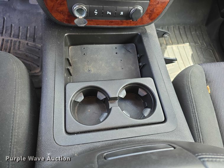 image for item FH6083 2011 Chevrolet Tahoe SUV