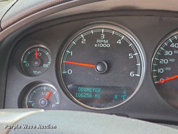image for item FH6083 2011 Chevrolet Tahoe SUV