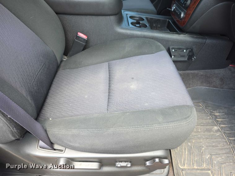 image for item FH6083 2011 Chevrolet Tahoe SUV