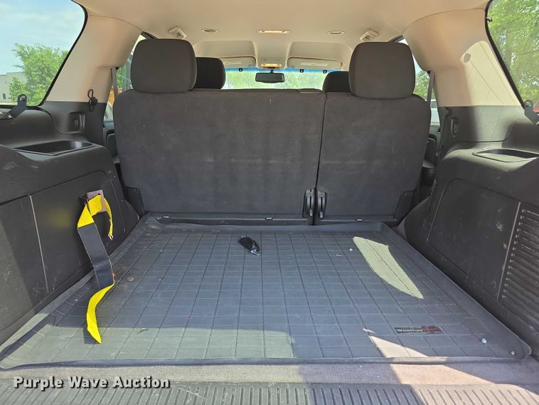 image for item FH6083 2011 Chevrolet Tahoe SUV