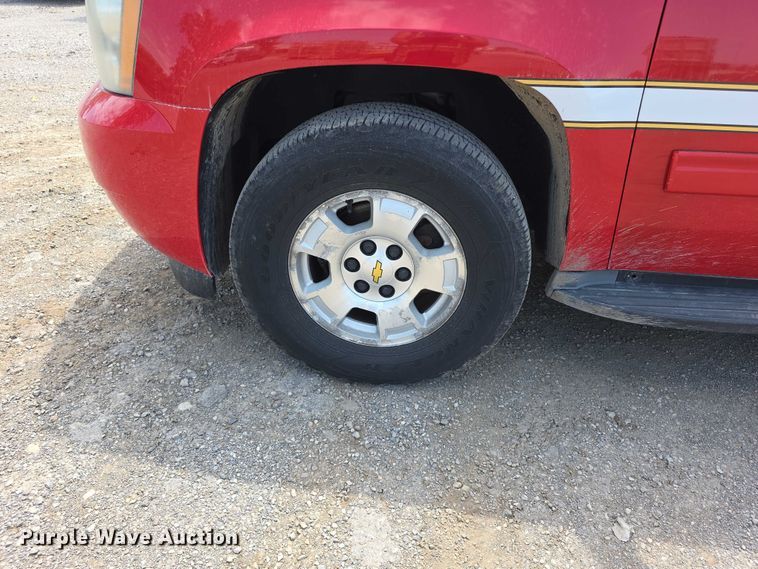 image for item FH6083 2011 Chevrolet Tahoe SUV