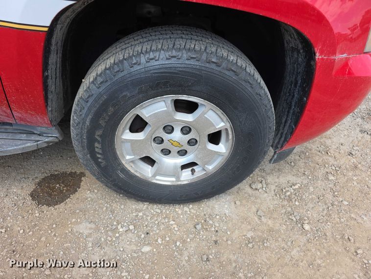 image for item FH6083 2011 Chevrolet Tahoe SUV