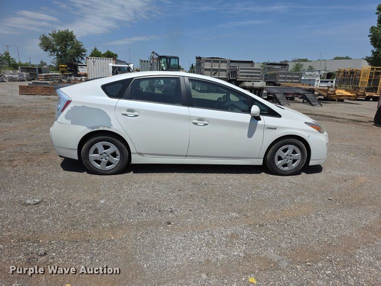 image for item FH6085 2011 Toyota Prius 