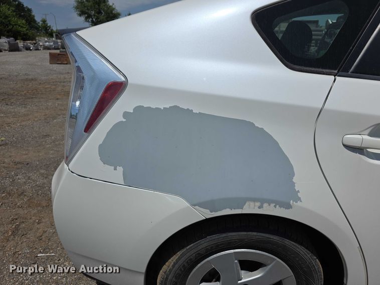 image for item FH6085 2011 Toyota Prius 
