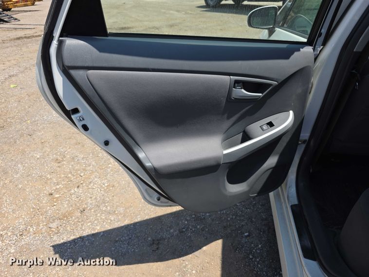 image for item FH6085 2011 Toyota Prius 