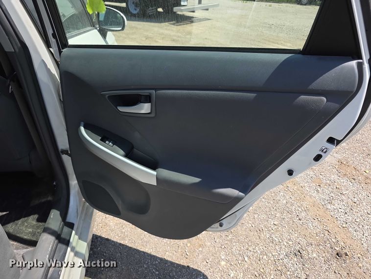 image for item FH6085 2011 Toyota Prius 