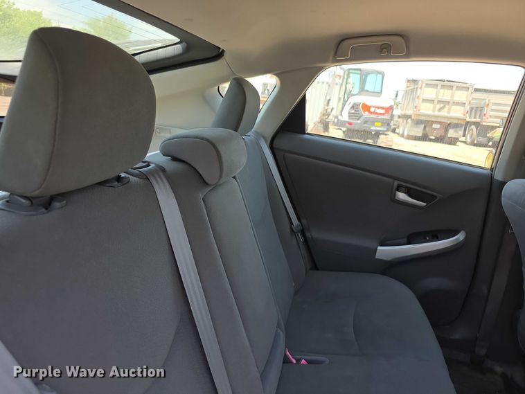 image for item FH6085 2011 Toyota Prius 