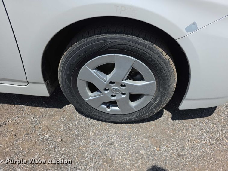 image for item FH6085 2011 Toyota Prius 