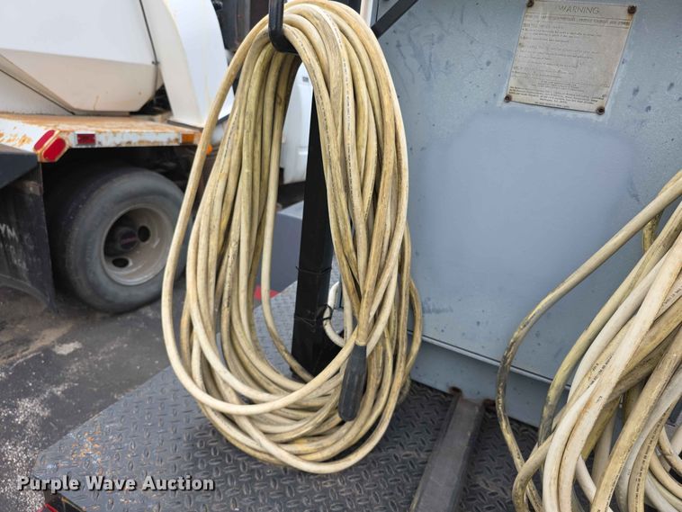 image for item FH6120 1980 Lincoln Shield Arc SAE 409  welder