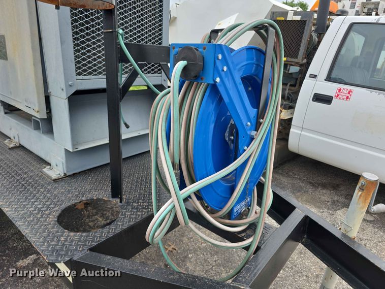 image for item FH6120 1980 Lincoln Shield Arc SAE 409  welder