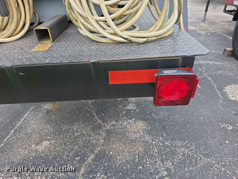 image for item FH6120 1980 Lincoln Shield Arc SAE 409  welder
