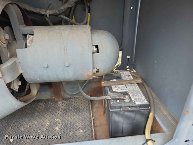 image for item FH6120 1980 Lincoln Shield Arc SAE 409  welder