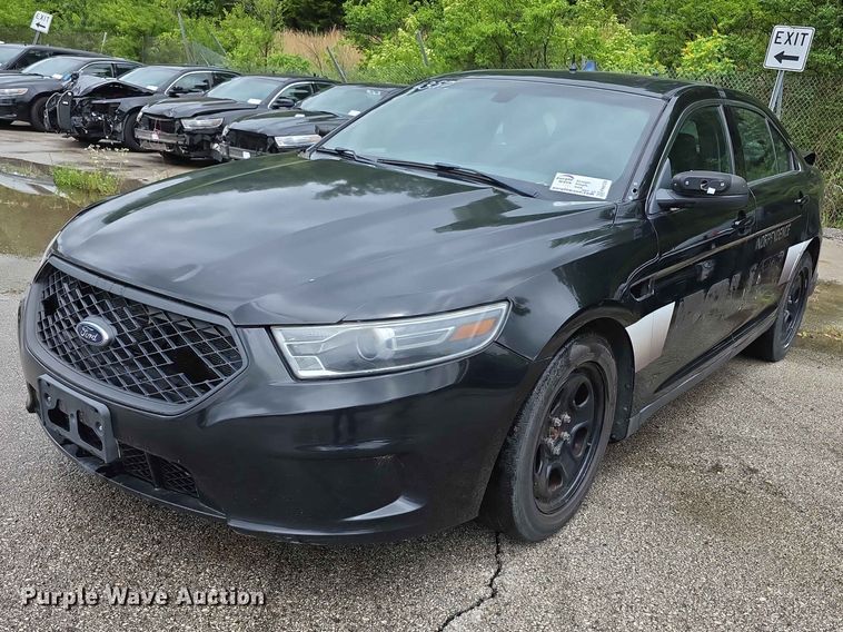 image for item FH6128 2017 Ford Taurus Police Interceptor 