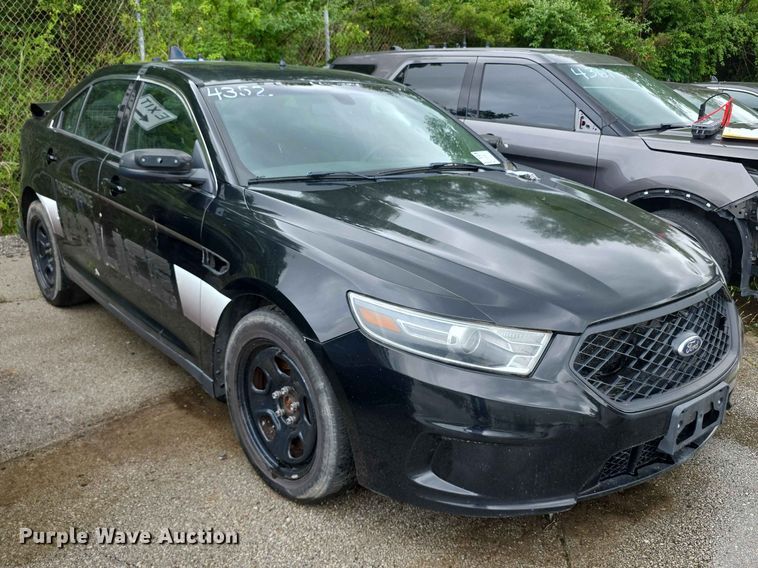 image for item FH6128 2017 Ford Taurus Police Interceptor 