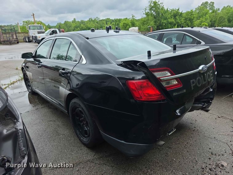 image for item FH6128 2017 Ford Taurus Police Interceptor 